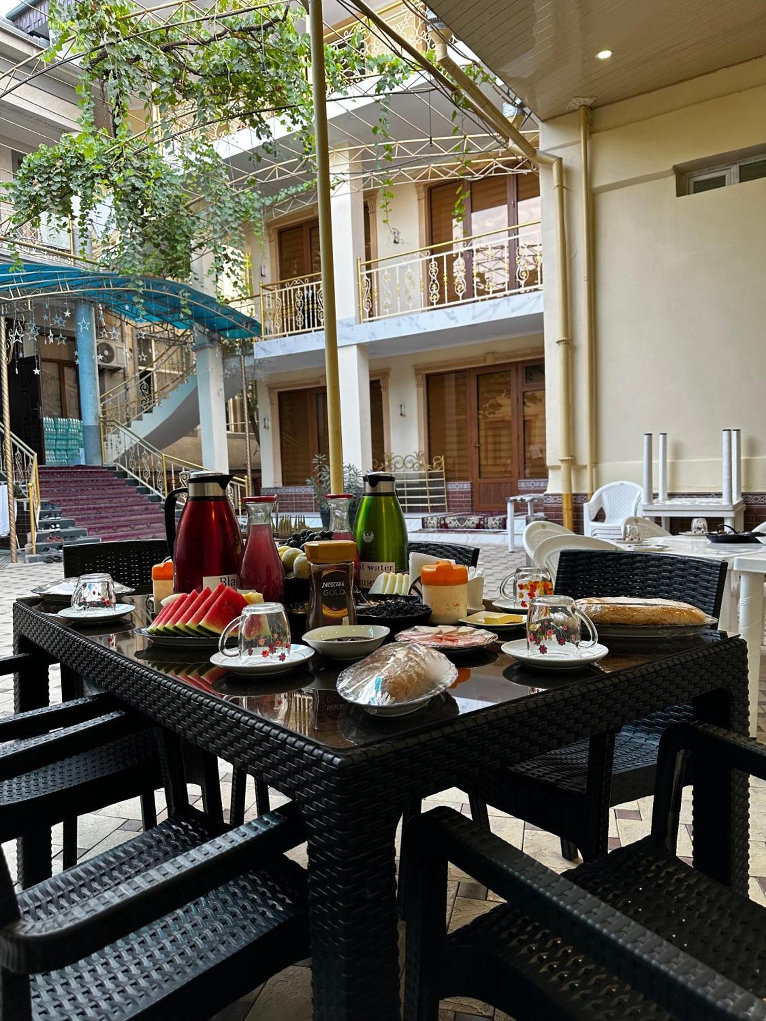 City Hostel Ντουσαμπέ Εξωτερικό φωτογραφία