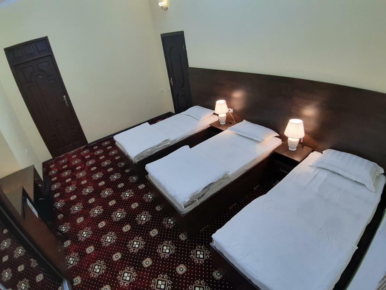 City Hostel Ντουσαμπέ Εξωτερικό φωτογραφία